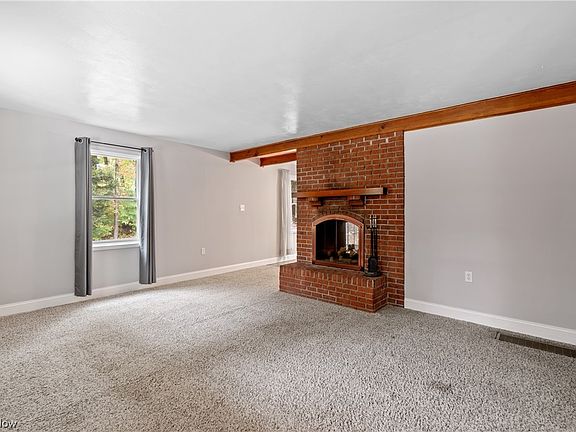 3rd image of 15784 McCallum Dr