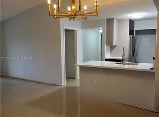 2051 Renaissance Blvd APT 305, Hollywood, FL 33025