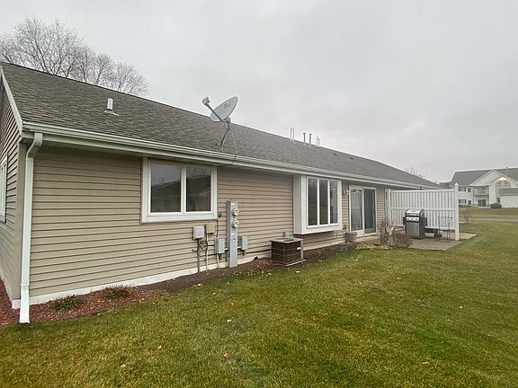 5th image of 616 Reena Ave