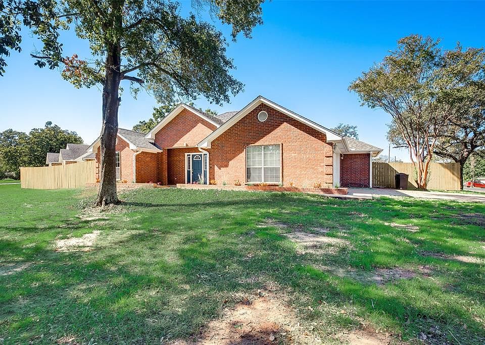 1st image of 113 Guadalupe Dr