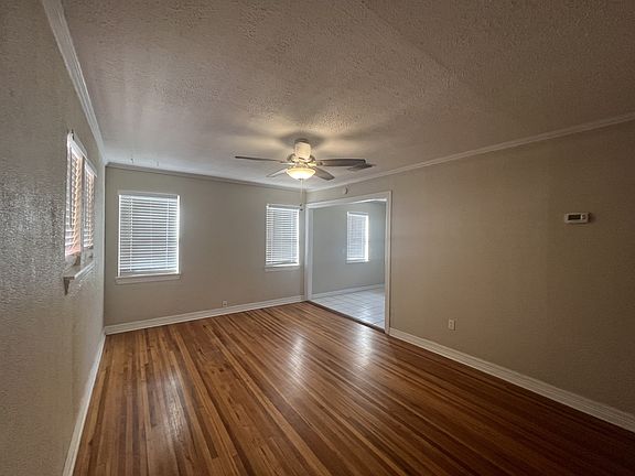 5th image of 3106 30th St