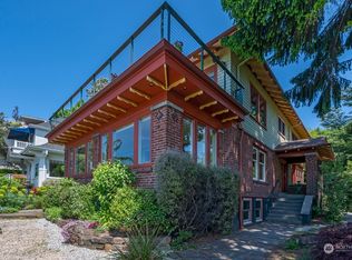 1126 8th Ave W, Seattle, WA 98119