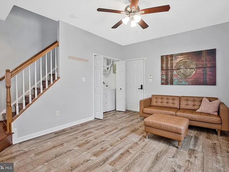122 Lloyd St #211 — Photo 13