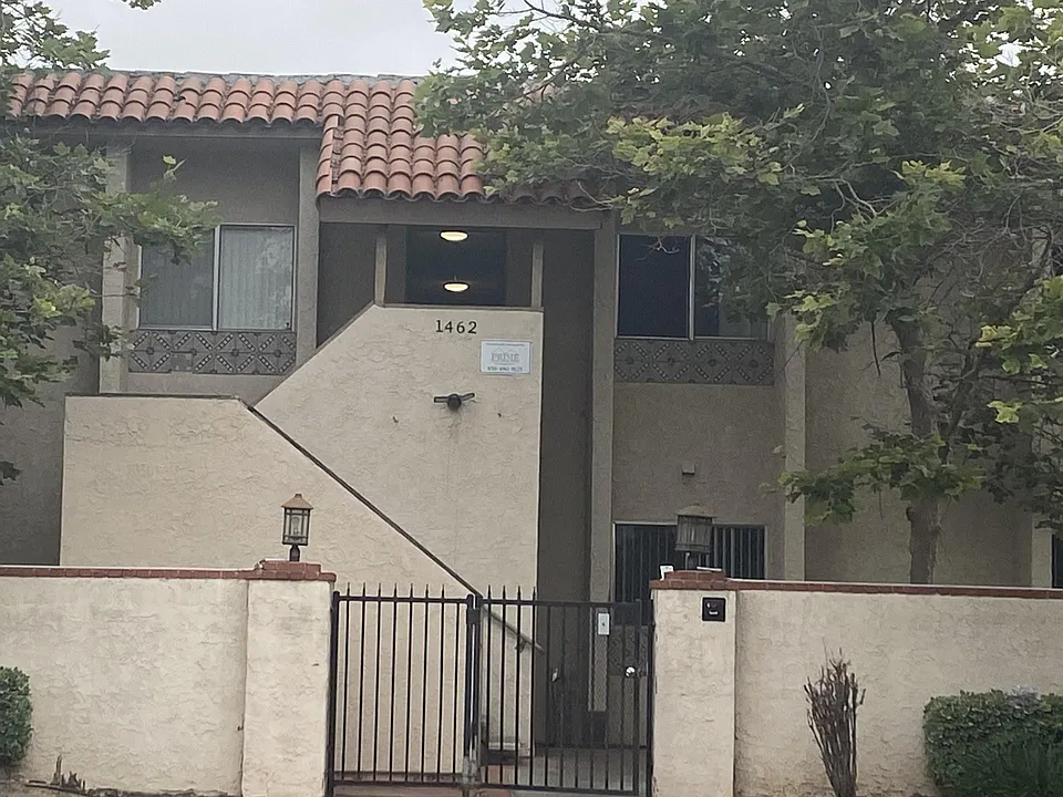 1462 Peach Ave