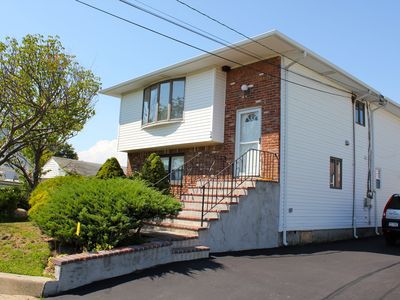 24 Shore Rd, Lindenhurst, NY, 11757