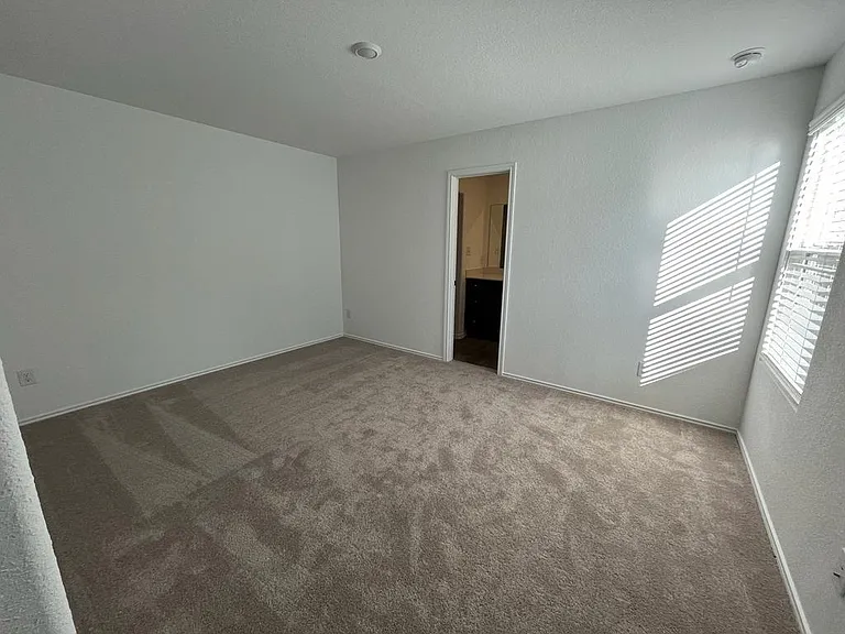 41 Trinity Cir #41 — Photo 9