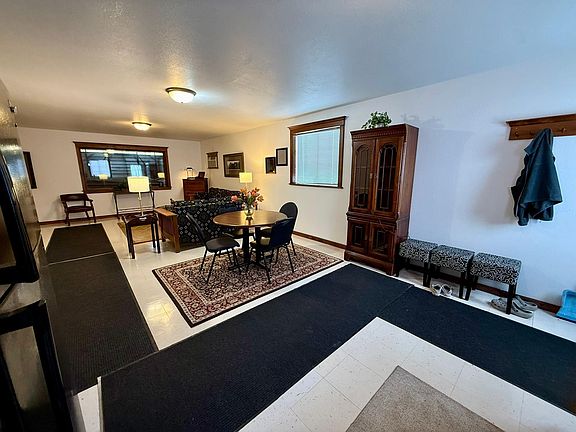 5th image of 31572 Collegeville Rd