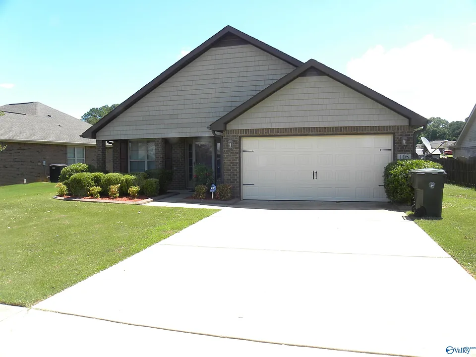 105 Chadswalk Ln