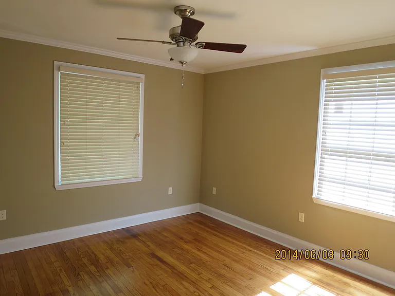 1023 Scott St — Photo 1