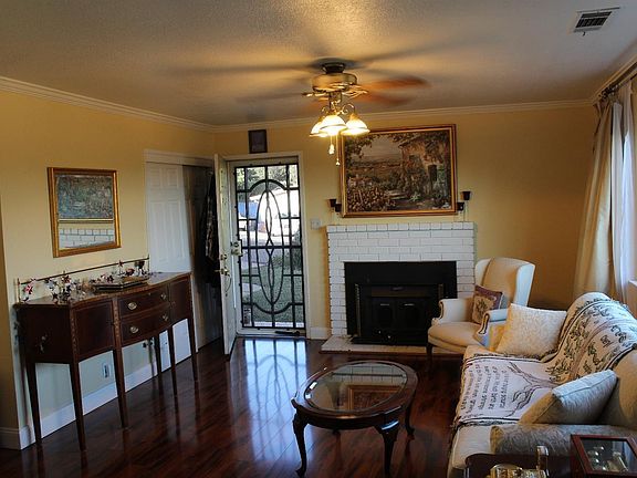 4th image of 109 Dale Ct