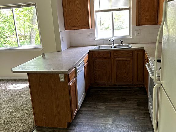 5th image of 371 Timbertrail Dr #371