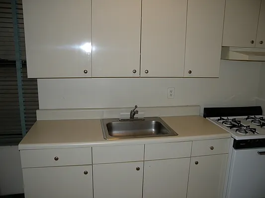 Rented by Gallery Real Estate Group, LLC | media 25