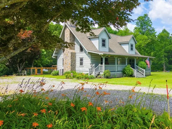 538 E Fork Rd, Sylva, NC 28779
