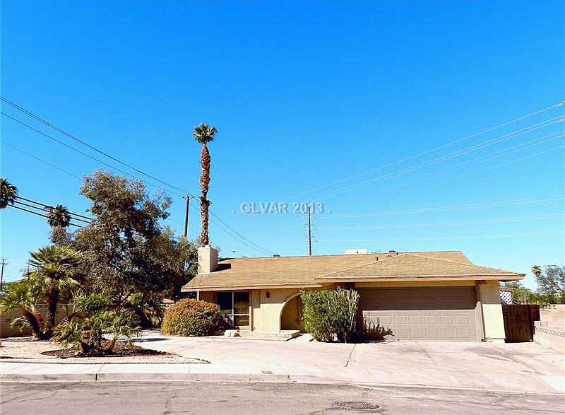 1st image of 3812 Vista Largo Dr