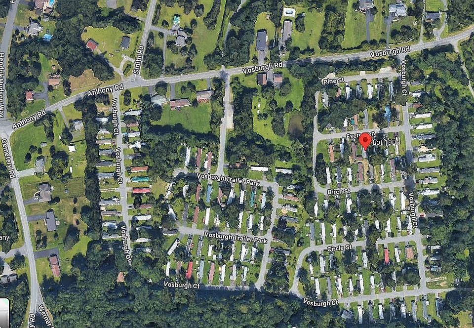 1st image of 19B Evergreen Dr