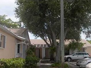 1st image of 896 NE 214th Ln APT 3