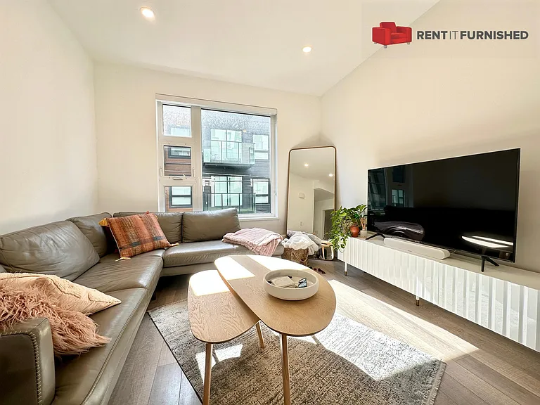 515 E 2nd St #113 — Photo 1