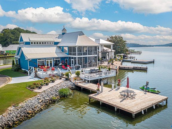 2nd image of 2466 Bucks Island Rd