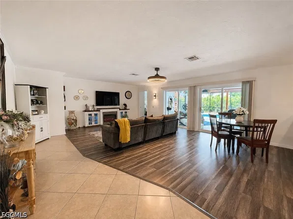 1631 SE 20th St, Cape Coral, FL 33990