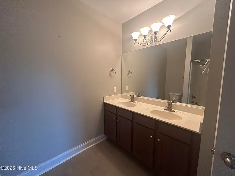300 Gateway Dr #325 — Photo 15