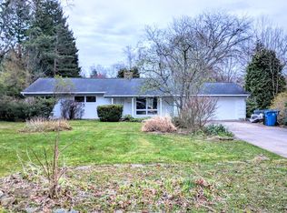 8417 Melody Ln, Macedonia, OH 44056