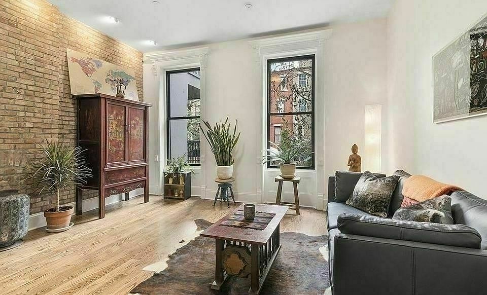 1st image of 263 W 131st St #4