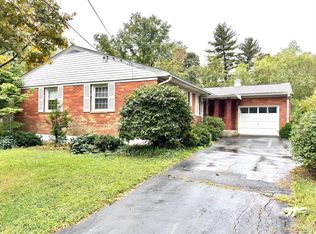 357 Meadowcrest Rd, Cincinnati, OH 45231