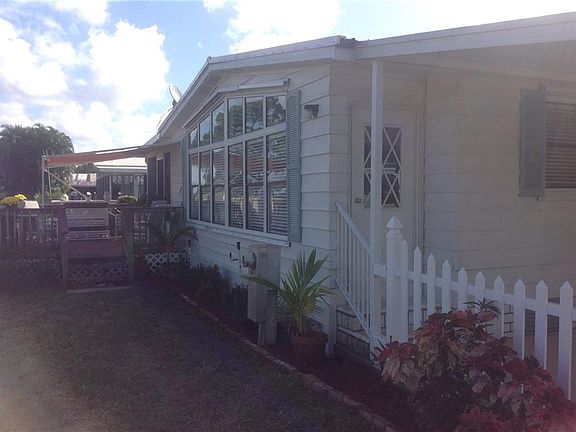 3rd image of 16168 SW Indianwood Cir