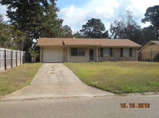 403 Central Ave, Wake Village, TX 75501