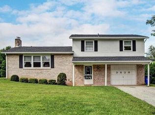 3620 Village Rd, Dover, PA 17315