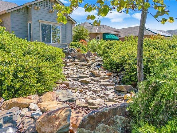 5th image of 258 Rock Ridge Ln