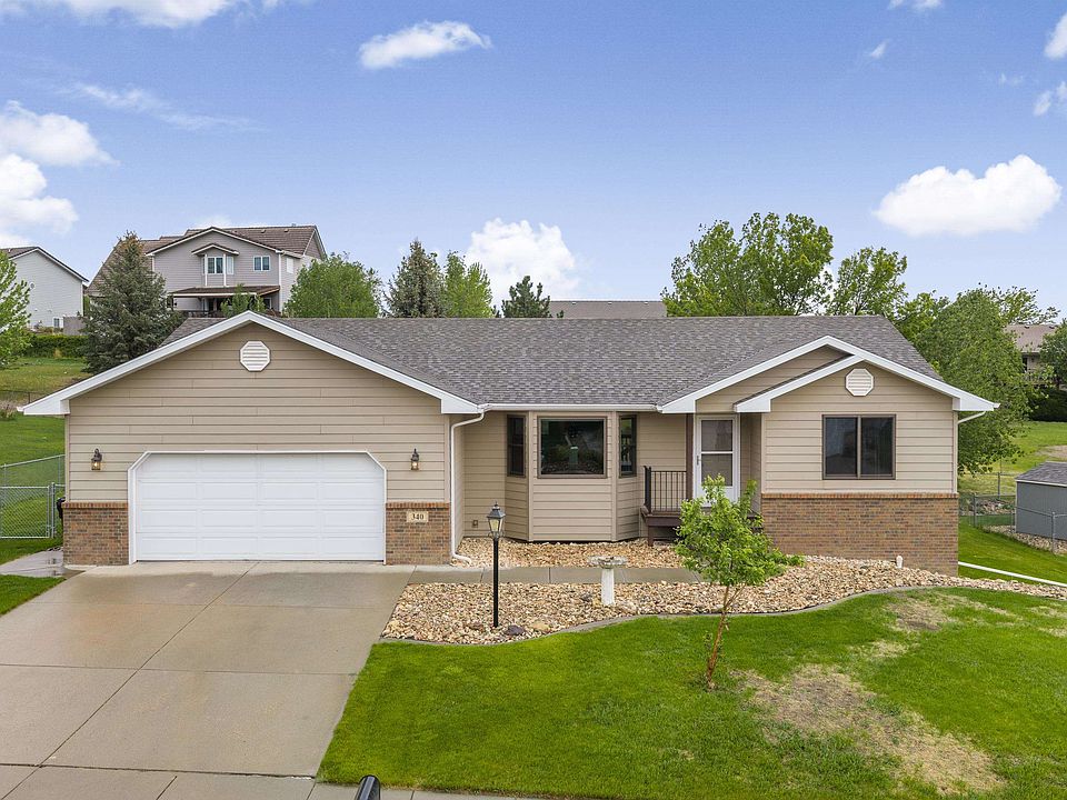 1st image of 340 Middle Valley Dr