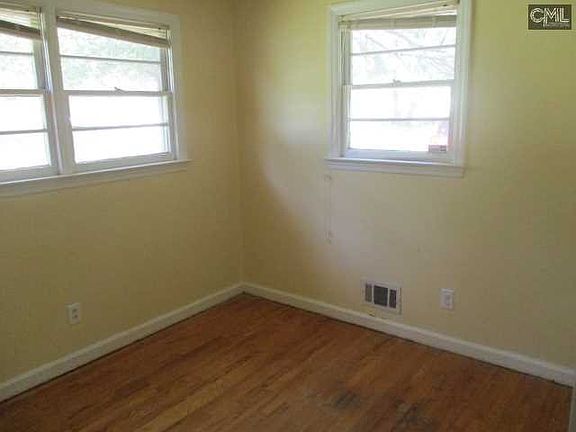 5th image of 7508 Claudia Dr