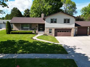 715 Lincoln St, Kewaunee, WI 54216
