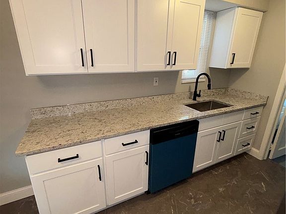 3rd image of 20331 Priday Ave