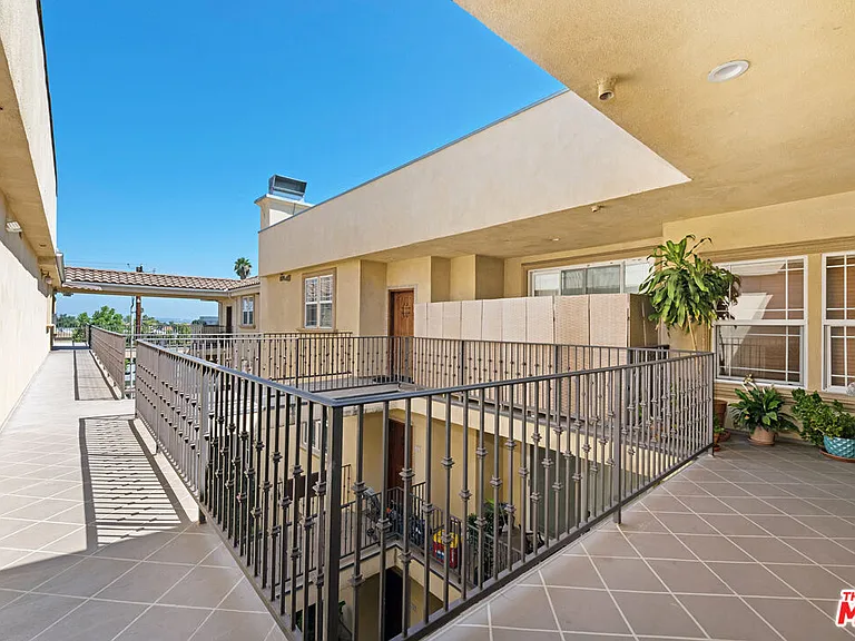 650 E Palm Ave #302 — Photo 7