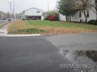 24 W Green St, Mascoutah, IL