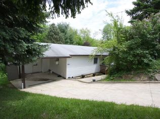 201 Green Valley Dr, Howard, OH 43028