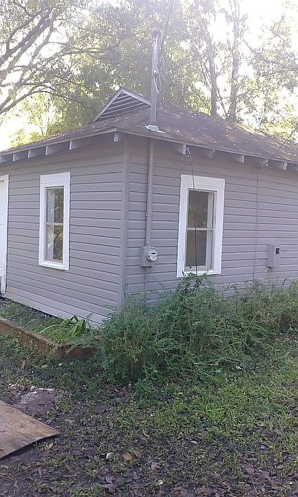 1st image of 2848 Thomas St