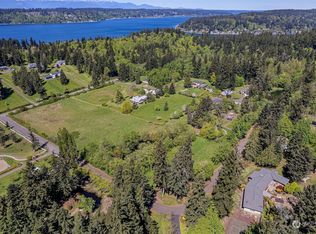 7147 E Leighton Rd, Pt Orchard, WA 98366