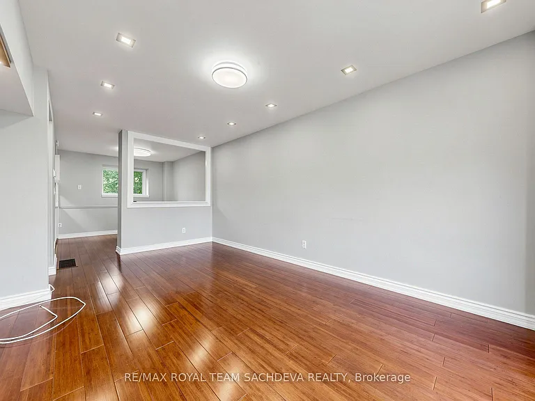 55 Collinsgrove Rd #255 — Photo 5