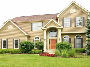 311 Morgan Ln, Fox River Grove, IL 60021