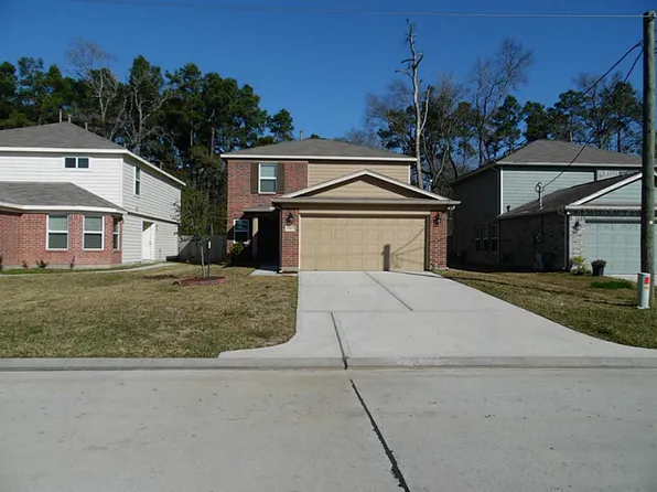 9961 Kingfisher Dr, Conroe, TX 77385