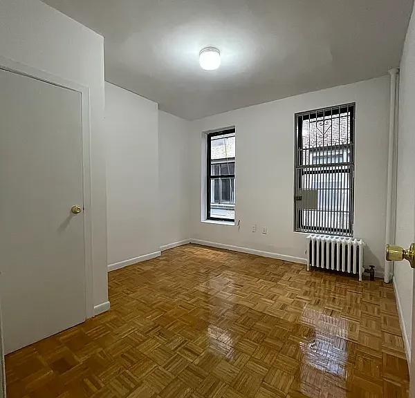 416 W 56th St #11 — Photo 5