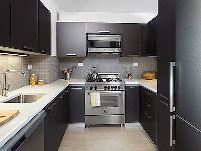 3rd image of 222 E 39th St APT 2B