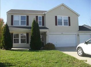 5934 N Quincy Dr, McCordsville, IN 46055