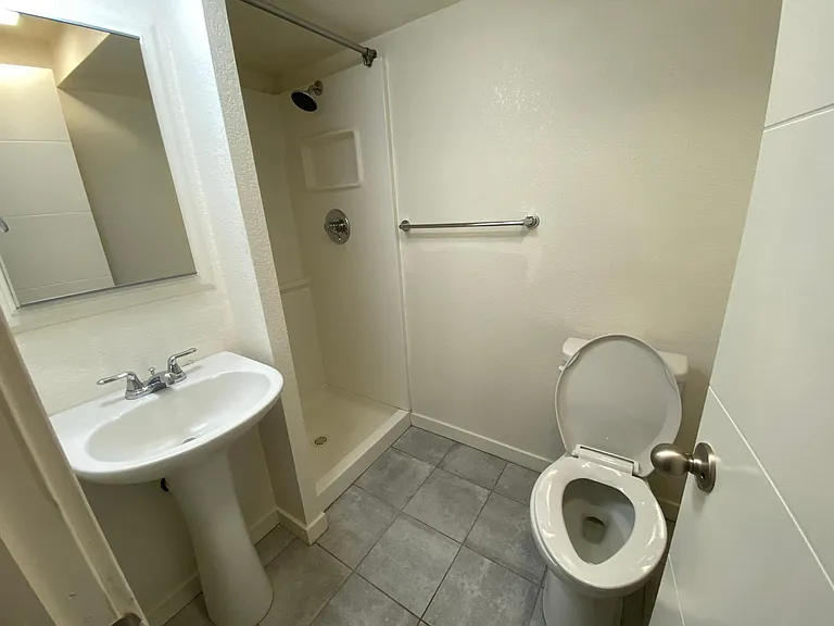 1322 S Coffman St #2 — Photo 4