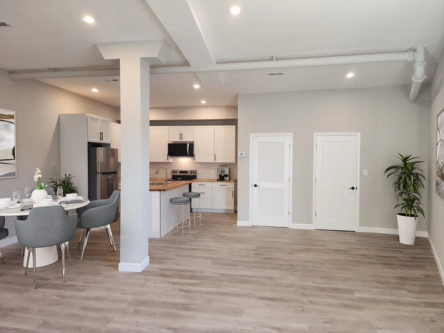 2 bed, $1,350 — Photo 4