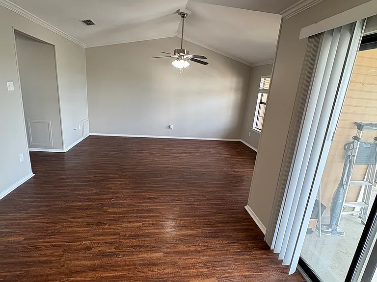 400 W South Town Dr #402 — Photo 66