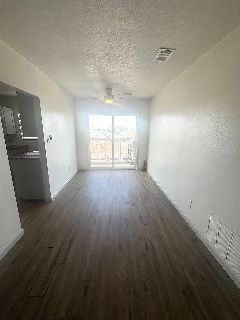 4707 Shadylane Dr. Flourplex Units A-D — Photo 2